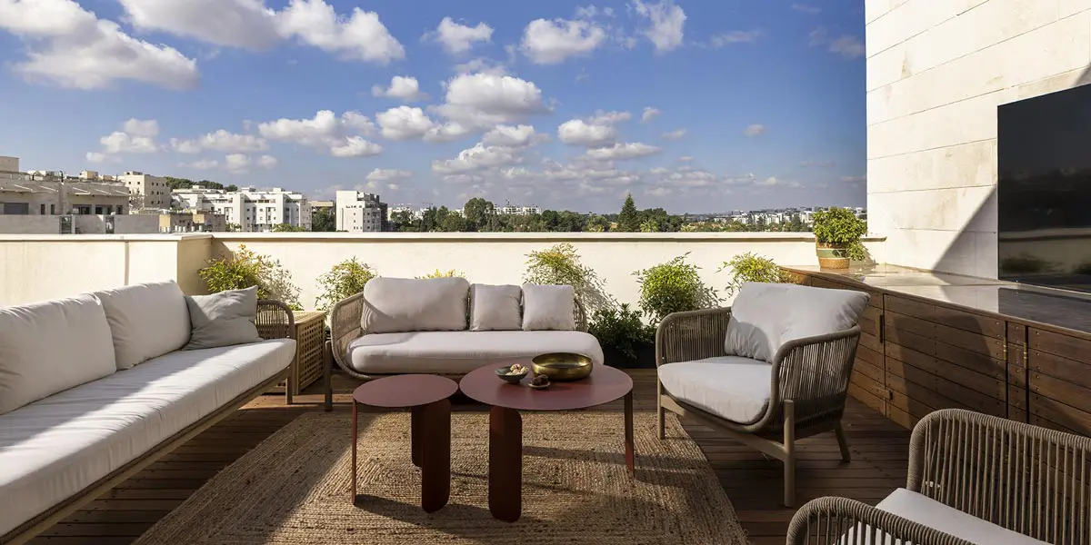 דירת פנטהאוז ברעננה