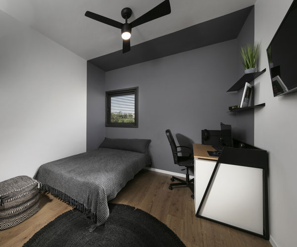 חדר שינה בעיצוב אפור
